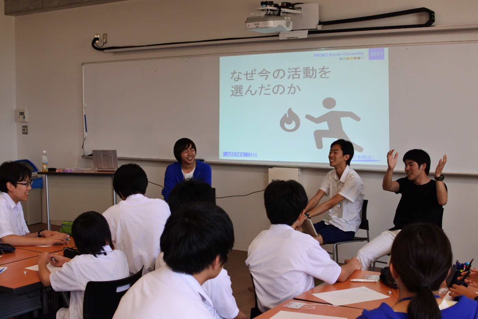 熱く語る迫さんと呉さん